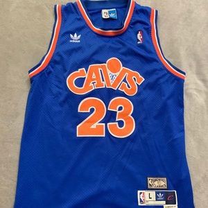 Lebron James Cleveland Cavaliers Alternate Jersey